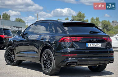 Внедорожник / Кроссовер Audi Q8 2025 в 