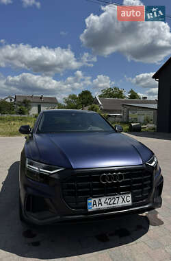 Внедорожник / Кроссовер Audi Q8 2019 в 