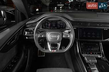 Внедорожник / Кроссовер Audi Q8 2023 в 