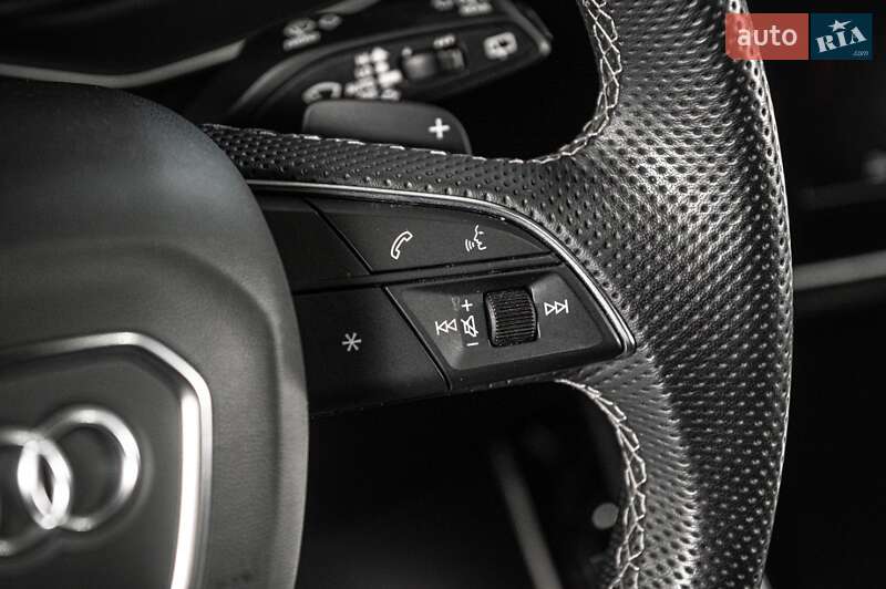 Внедорожник / Кроссовер Audi Q8 2023 в Ужгороде