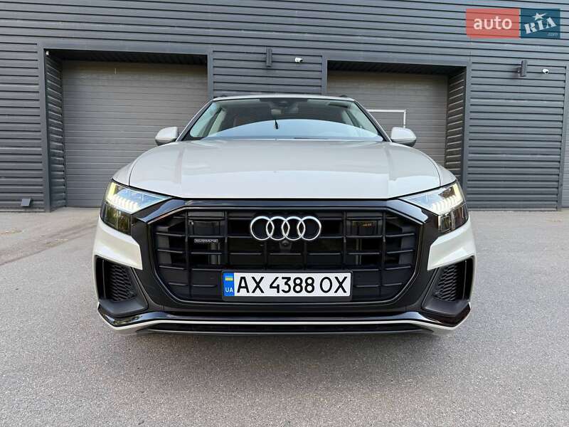 Внедорожник / Кроссовер Audi Q8 2022 в Харькове