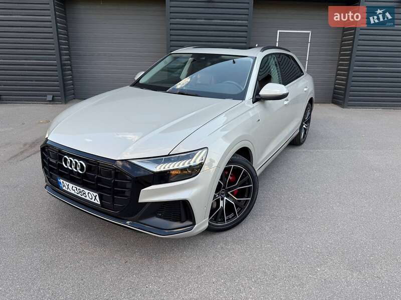 Внедорожник / Кроссовер Audi Q8 2022 в Харькове