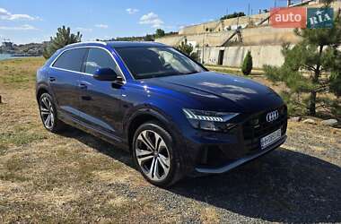 Внедорожник / Кроссовер Audi Q8 2019 в 