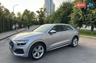 Внедорожник / Кроссовер Audi Q8 2019 в Киеве