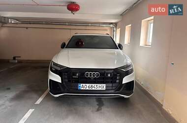 Внедорожник / Кроссовер Audi Q8 2019 в 