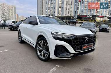 Внедорожник / Кроссовер Audi Q8 2023 в 