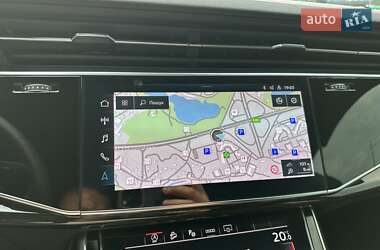 Внедорожник / Кроссовер Audi Q8 2023 в 