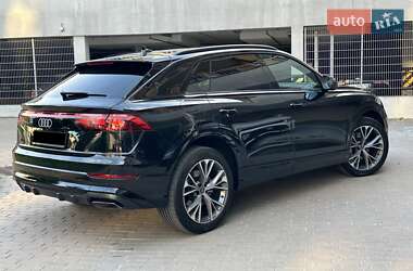 Внедорожник / Кроссовер Audi Q8 2024 в 