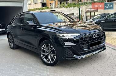Внедорожник / Кроссовер Audi Q8 2024 в 