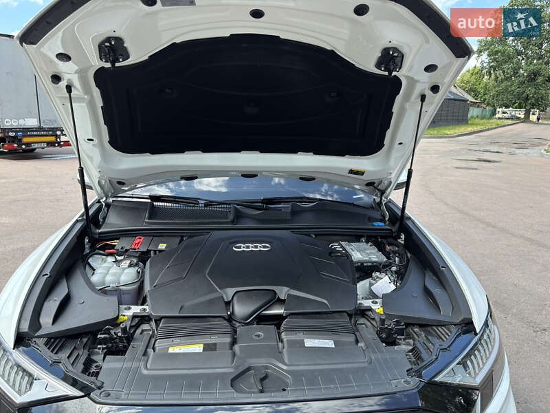 Внедорожник / Кроссовер Audi Q8 2023 в Житомире фото 21 Внедорожник / Кроссовер Audi Q8 2023 в Житомире