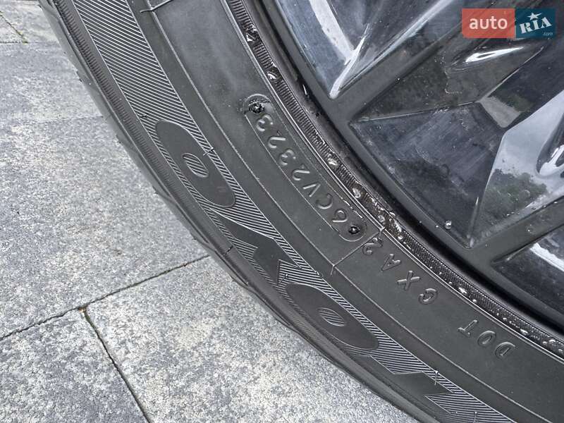 Позашляховик / Кросовер Audi Q8 2018 в Луцьку