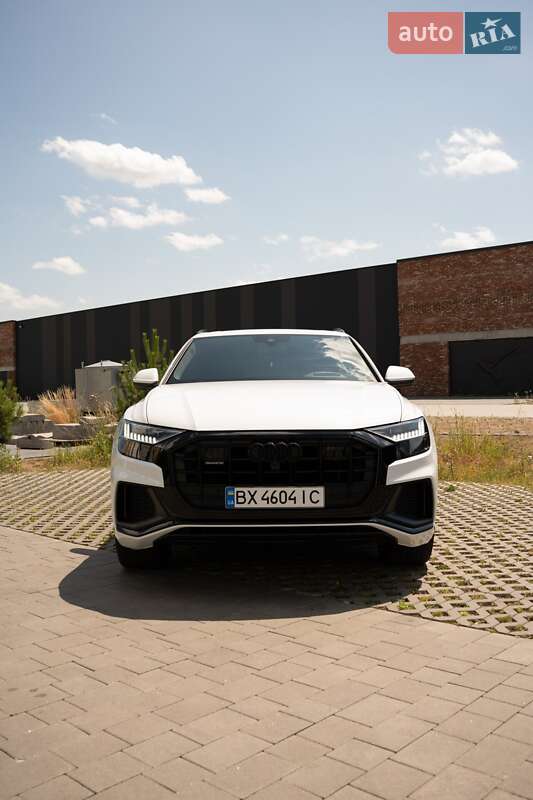 Внедорожник / Кроссовер Audi Q8 2021 в Хмельницком