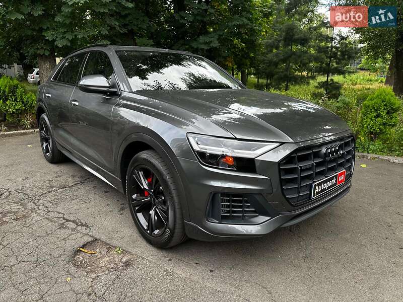 Внедорожник / Кроссовер Audi Q8 2019 в Киеве