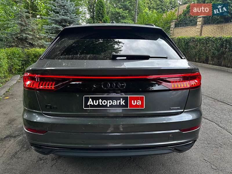 Внедорожник / Кроссовер Audi Q8 2019 в Киеве