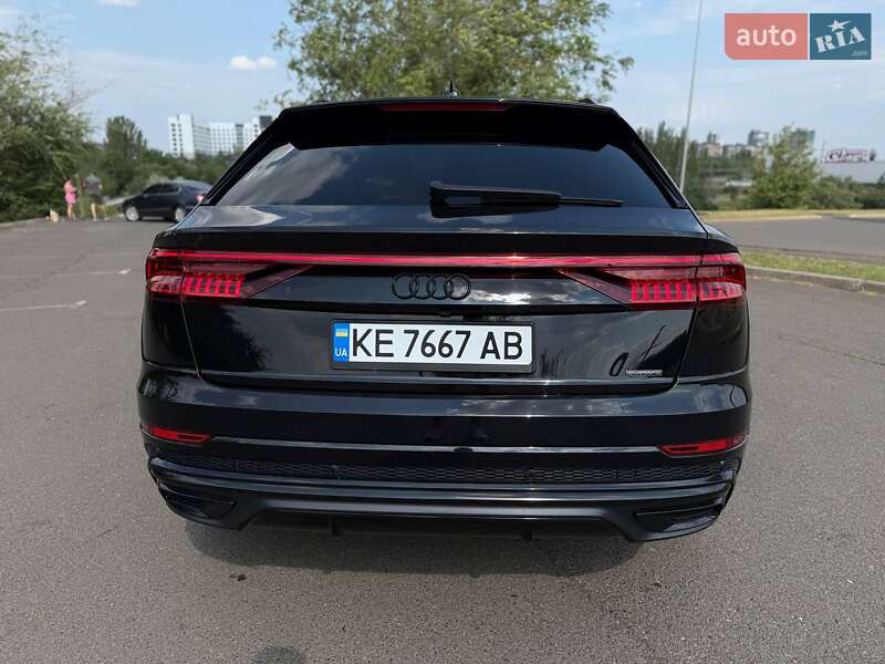 Внедорожник / Кроссовер Audi Q8 2018 в Кривом Роге
