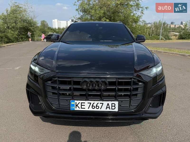 Внедорожник / Кроссовер Audi Q8 2018 в Кривом Роге