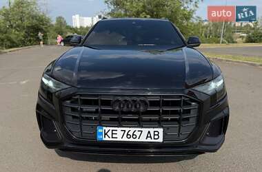 Внедорожник / Кроссовер Audi Q8 2018 в 