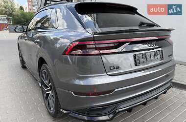 Внедорожник / Кроссовер Audi Q8 2020 в 