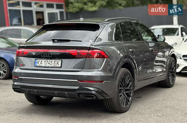 Внедорожник / Кроссовер Audi Q8 2024 в 
