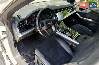 Внедорожник / Кроссовер Audi Q8 2019 в 