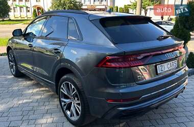 Внедорожник / Кроссовер Audi Q8 2018 в 