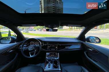 Внедорожник / Кроссовер Audi Q8 2018 в 