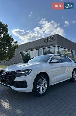 Внедорожник / Кроссовер Audi Q8 2019 в Киеве