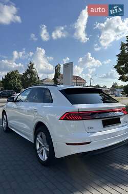 Внедорожник / Кроссовер Audi Q8 2019 в 