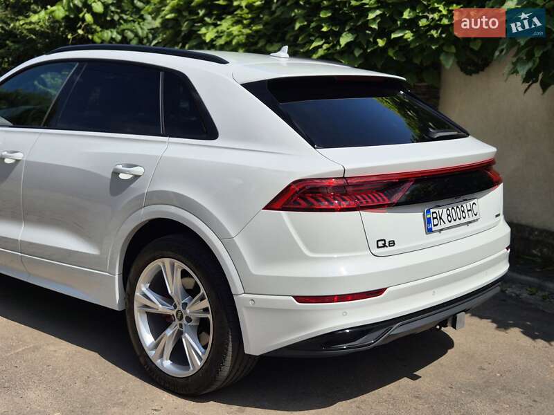 Внедорожник / Кроссовер Audi Q8 2021 в Ровно фото 3 Внедорожник / Кроссовер Audi Q8 2021 в Ровно