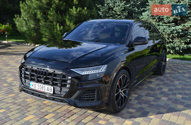 Внедорожник / Кроссовер Audi Q8 2019 в 