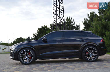 Внедорожник / Кроссовер Audi Q8 2019 в 