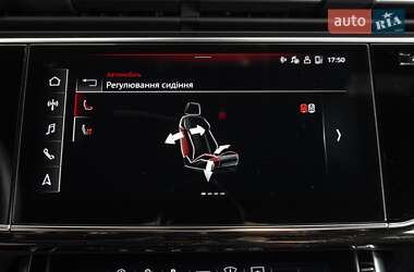 Внедорожник / Кроссовер Audi Q8 2021 в 