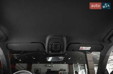 Внедорожник / Кроссовер Audi Q8 2021 в 