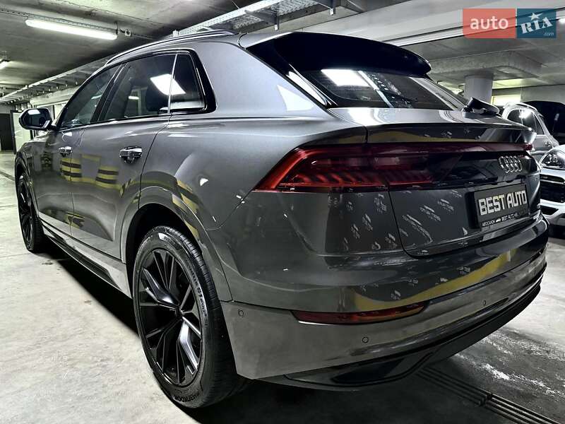 Позашляховик / Кросовер Audi Q8 2019 в Києві