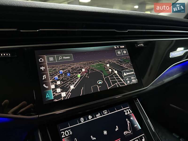 Позашляховик / Кросовер Audi Q8 2019 в Києві