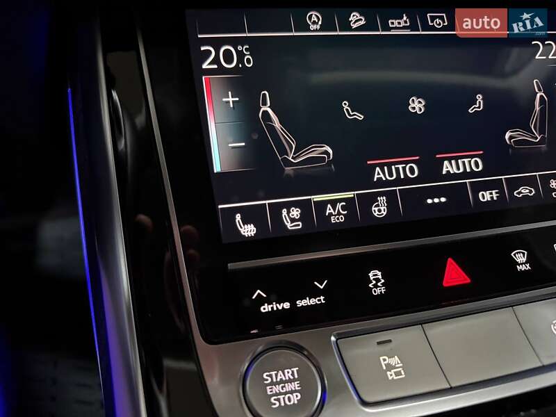 Позашляховик / Кросовер Audi Q8 2019 в Києві