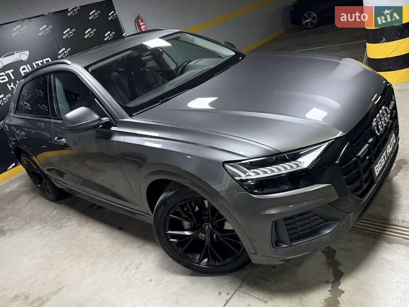 Позашляховик / Кросовер Audi Q8 2019 в Києві