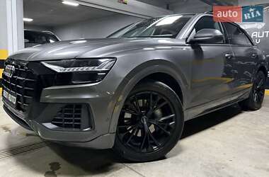Внедорожник / Кроссовер Audi Q8 2019 в 