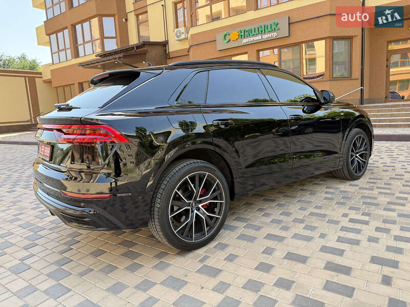 Внедорожник / Кроссовер Audi Q8 2019 в Измаиле