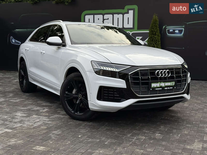 Внедорожник / Кроссовер Audi Q8 2023 в Киеве