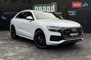 Внедорожник / Кроссовер Audi Q8 2023 в 