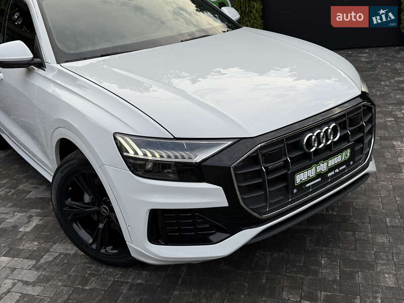Внедорожник / Кроссовер Audi Q8 2023 в Киеве