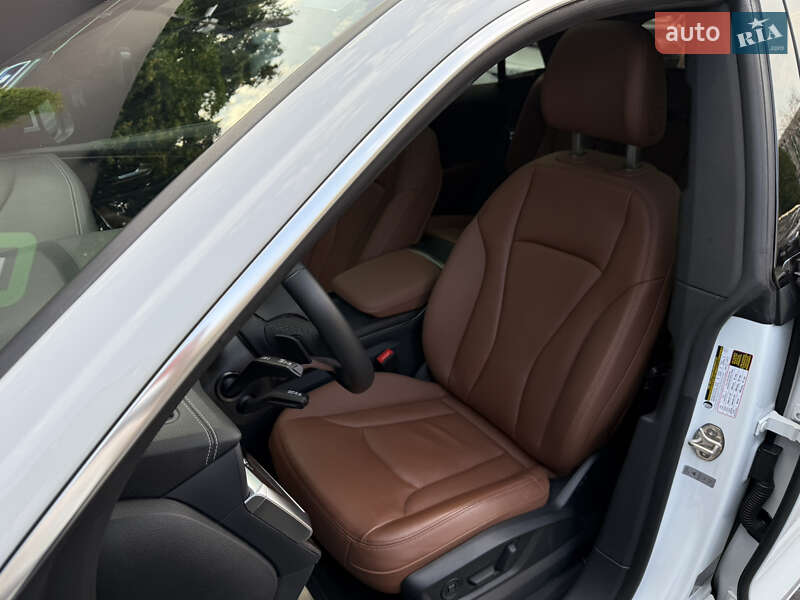 Внедорожник / Кроссовер Audi Q8 2023 в Киеве