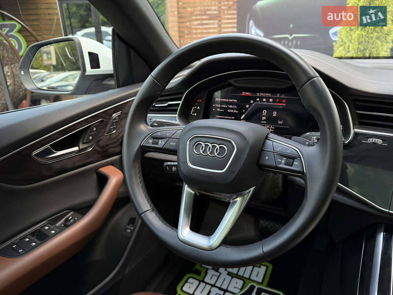 Внедорожник / Кроссовер Audi Q8 2023 в Киеве