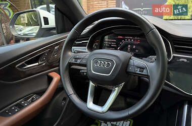 Внедорожник / Кроссовер Audi Q8 2023 в 