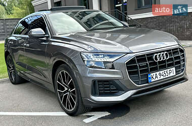Внедорожник / Кроссовер Audi Q8 2019 в 
