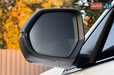 Внедорожник / Кроссовер Audi Q8 2020 в 