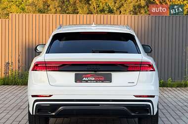 Внедорожник / Кроссовер Audi Q8 2020 в 