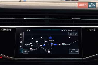 Внедорожник / Кроссовер Audi Q8 2020 в 