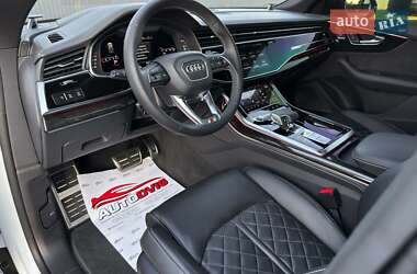 Внедорожник / Кроссовер Audi Q8 2020 в 